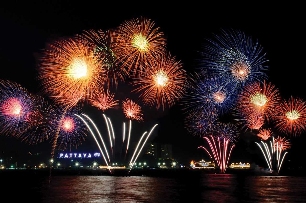 Pattaya International Fireworks Festival - wisatathailand.id